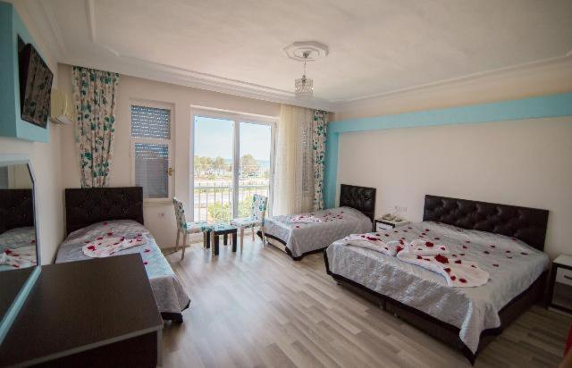 Deniz Hotel Фініке Екстер'єр фото